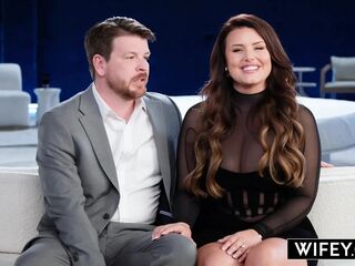 WIFEY Charming Curvy Hotwife Lacy Gets Blindfolded For The Ultimate Group sex Surprise