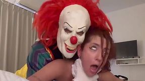 Peniswise The Fucking Clown Terrifies Curvy Latina Babe