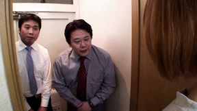 Japanese milf called the owner of the Sex Shop to show her the dildos he has for sale and ends up experimenting with him