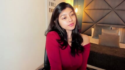 Teen stepsis moans through tears as pussy gets properly broken in