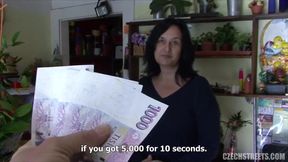 Fucking a mature saleswoman for money