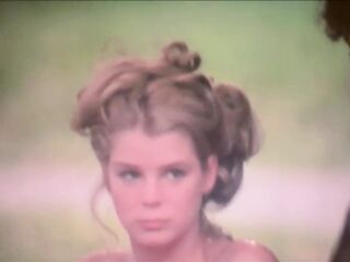 Alice in Wonderland (1976, XXX musical, upscaled DVD)