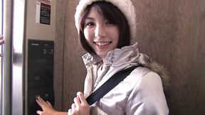 JAPANESE HOTTIE ENJOYS AA PUSSY LICK BEFORE SPREADING LEGS