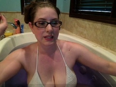 Leann amateur beautiful brunette with big boobs