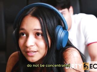 I SCREW MY STEPSISTER WHILE THIS PLAYGIRL PLAYS EPISODE GAMES