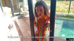 Boss's Daughter tries to Seduce Employee at Villa before Interview