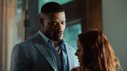 Showcase With Star Spinner