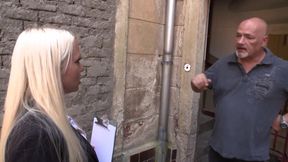 Threesome Fuck with Hit Teen and MILF