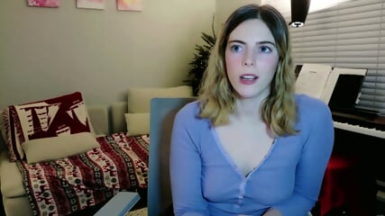 Getting head from a zombie mid-apocalypse