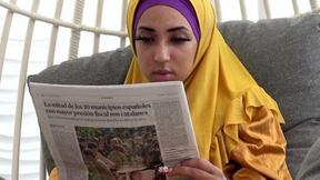 ”Tired wifey in hijab gets sexual energy”