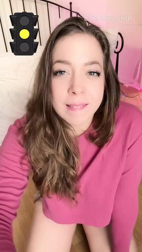 Girlfriend Cheers You up - POV JOI