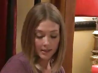 Mother I'd Like To Fuck seduces masseuse