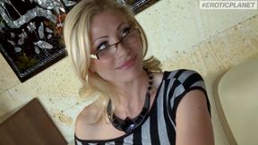 Blonde Milf - hard anal