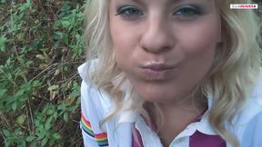 What tastes me better, a bubblegum or a thick cock