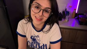 Cheating on my girlfriend with my stepsister