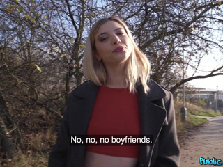 ”Don't spy on me! I'm pissing! - Musa Martina”