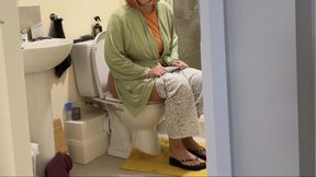 Caught Step mom peeing