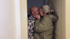 Slut Neighbor Heard About Neighbor's Big Dick and She Tried It