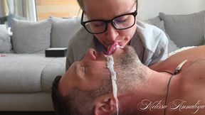 Hot stepmom sharing CUM with stepson's own load. CUMSWAP PERV FAMILY
