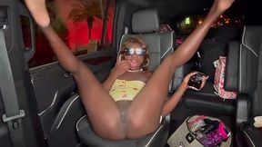 Ebony whore with a seductive body has wild sex with an uber driver in his car