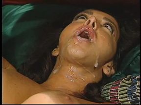 Brunette with amazing curves gets a good banging session in bed