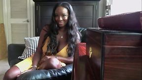 Stop jerking off, dear stepson, take advantage of your stepmother's hot body!