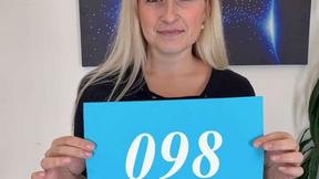 ”Milf wants to be a pornstar”