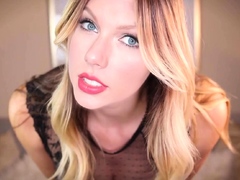 Blonde babe scarlet solo webcam