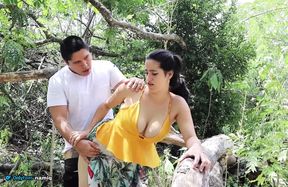 Mechanic Fucks Married Woman Stranded In The Middle Of Nowhere