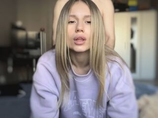 Hotty Shows Her Body And Helps Her Boyfriend Cum After Ardent Sex.