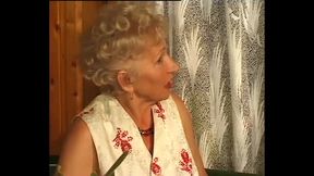 Mature in hardcore gangbang