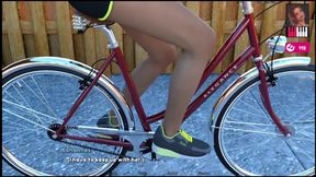 Melody #20: Johannes played with Melody's pussy