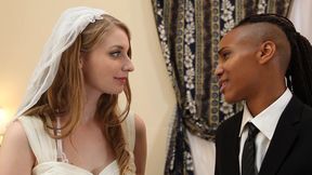 LESBIAN WEDDING NIGHT STRAPON - BLOND AND EBONY BABES