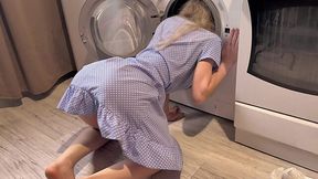 Dumb stepsis got stuck again and I helped her the hard way!