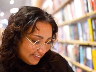 Rising big beautiful woman Meets Creepy Beautiful Stud At Branes And Nobles Merely To Discover Out It Was Greater amount To The Precious Looks and Bookkeeping