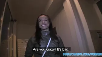 Skinny woman gets anal sex outdoors with a stranger for cash