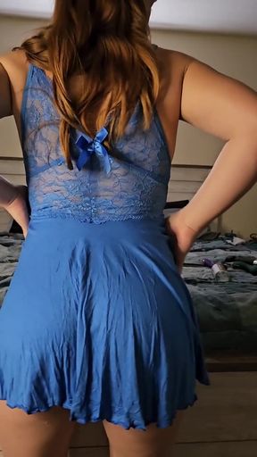 25 Min Fucking Pussy and Ass on Bed Showing Feet