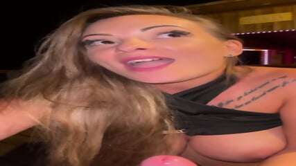 Tiffany Est Plus Heureuse En Suant Qu'avec N'importe Quelle Autre Chose