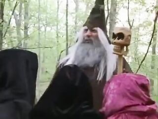 The Lord Of The G Strings (E g)