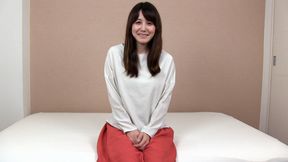 M986G01 A Neat And Clean Beautiful Office Lady Has Her Second AV Interview! Bold masturbation in front of the camera! I feel like it and AVSEX!