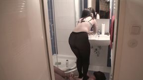 A day as 247 slave of goddess Gloria Prt 2 - The second day