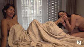 Two Sexy Chicks Worshiping Their Beautiful Feet