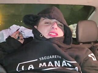 Messy whores sucking dong in the Uber in advance of party! Knock Knock Stream