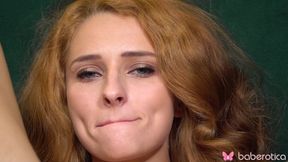 Solo redhead Lucianna Lucci masturbates at home with a huge dildo,in 4K.