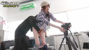 Japanese cutie takes a deep dive into lust