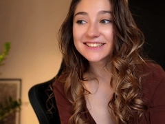 Hot amateur webcam teen masturbates for their fans