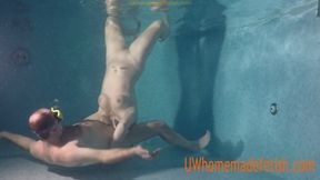 Kinky MILF under water sex