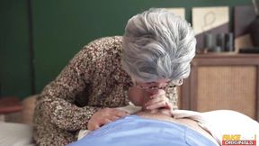 Mature MILF rides and cums