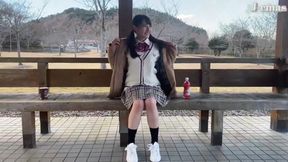 A Wild Beauty Who Loves Deep Kisses Captures Her Passion Wherever She Goes. - B