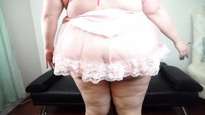 Hot SSBBW sex kitten Eliza Allure riding a big cock